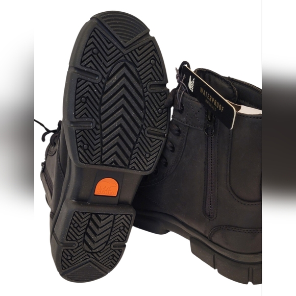 NIB Sorel Women's Explorer STRT Lace Boot Black Size 7 - Picture 14 of 16